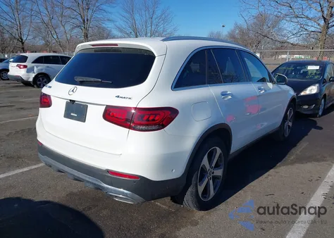 2020 Mercedes-Benz Glc 300 4Matic z USA, uszkodzony, nr VIN WDC0G8EB4LF716707